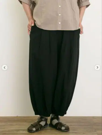 새상품 사만사 모스모스 면린넨 평직 허리 절개 개더 벌룬 팬츠