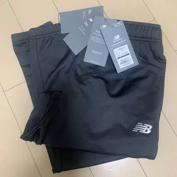 뉴발란스 스탠다드 핏 팬츠