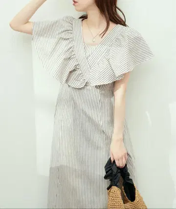 내추럴 쿠튀르 개더 프릴 어른 걸리시 원피스 M