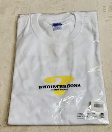 우메다 사이퍼 WHOISTHEBOSS 반팔 T셔츠 L size
