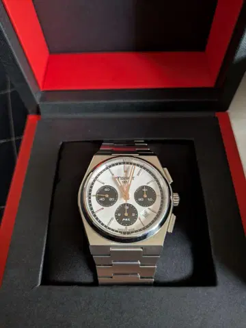 TISSOT 티쏘 PRX 크로노 인기 있는 팬더 다이얼! 새상품급 중고!