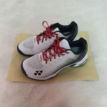 YONEX 테니스화 24.0cm