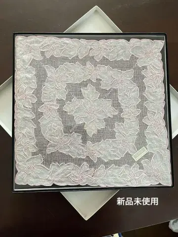 스와토우 산터우 꽃무늬 레이스 자수 손수건