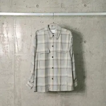 새상품 SUGARHILL 25SS OMBRE PLAID FLAP 셔츠