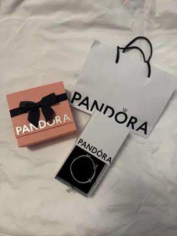PANDORA 실버 팔찌 하트 참 포함