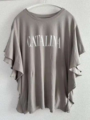 MICA&DEAL 마이카앤딜 CATALINA 프릴 T셔츠