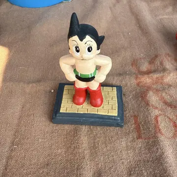 아톰 동상
