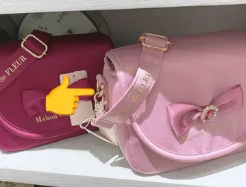 메종 드 플뢰르 리본 비쥬 새틴 카메라 케이스 숄더백 핑크