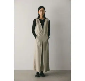 [미사용품] 스타일 믹서기 딥 V 인조 가죽 원피스