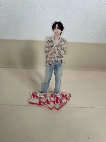treasure 지훈 WONDERLAND 아크릴 스탠드