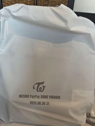 [ 미개봉 새상품 ] TWICE 업그레이드 혜택 후쿠오카