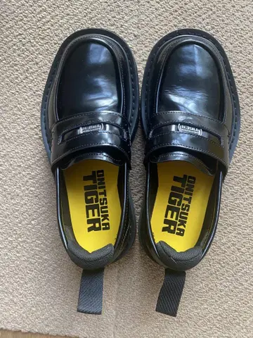 오니츠카타이거 로퍼