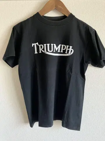 TRIUMPH 트라이엄프 블랙 T셔츠 로고 S 사이즈