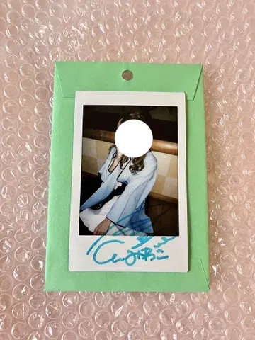 앳홈 카페 메이드 미와코 솔로 폴라로이드 복권