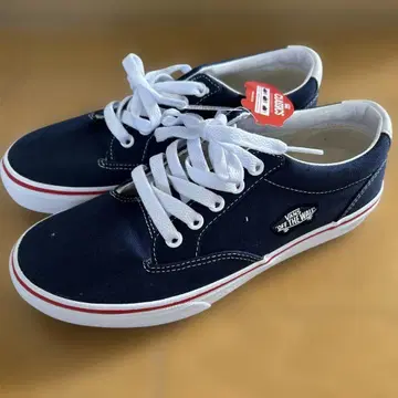 새상품 vans 스니커즈 24.5cm