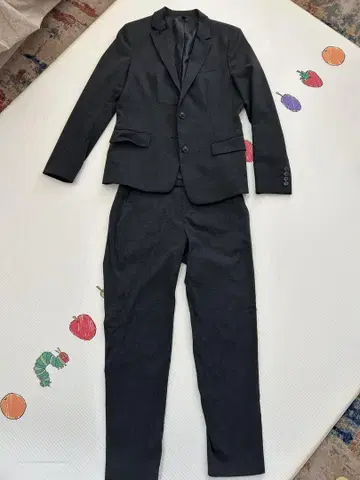 UNIQLO 다크 그레이 비즈니스 정장 세트