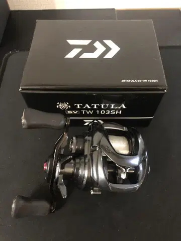 다이와 20 타투라 SVTW 103sh