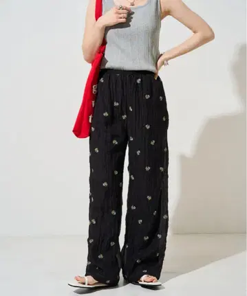 freaks store 자수 미니 꽃무늬 시어 와이드 팬츠 프리 사이즈