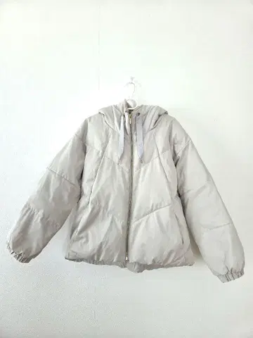 [ 새상품급 ] 플리스 안감 베이지 퀼팅 자켓