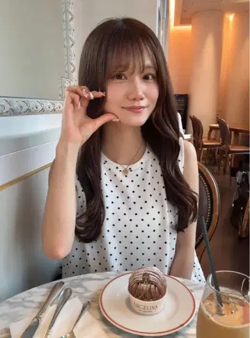 엠보싱 도트 무늬 플레어 롱 원피스