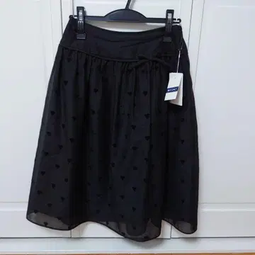 엠즈 하트 스커트