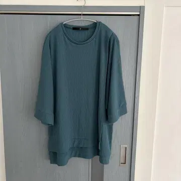 NO ID. 레이어드 돌먼 슬리브 롱 티셔츠