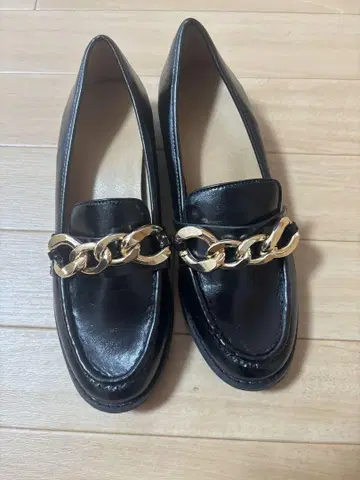 RANDA 로퍼 골드 체인 블랙 가죽 새상품급