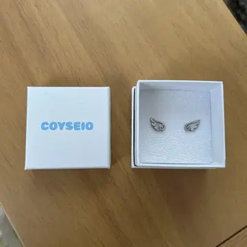 COYSEIO 깃털 모티브 귀걸이