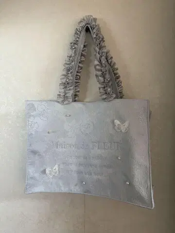 Maison de FLEUR 토트백 스카이블루 나비 버터플라이