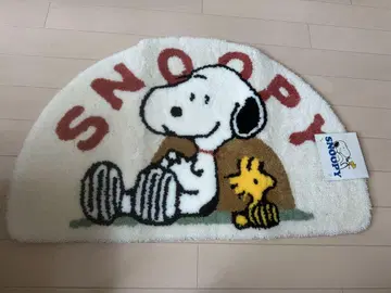 [ 새상품 ] 스누피 러그 약 60cm x 40cm 일본제