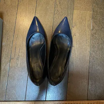 네이비 가죽 스틸레토 펌프스