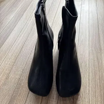 i need more shoes