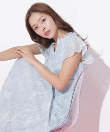 질스튜어트 스카이블루 프릴 소매 맥시 드레스