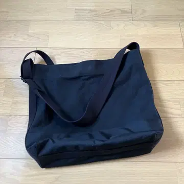 MHL. 숄더백