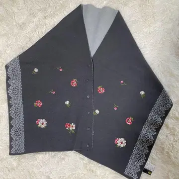 페이러 꽃무늬 자수 울 숄 판초 머플러