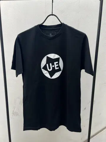 유니폼 익스페리먼트 셔츠
