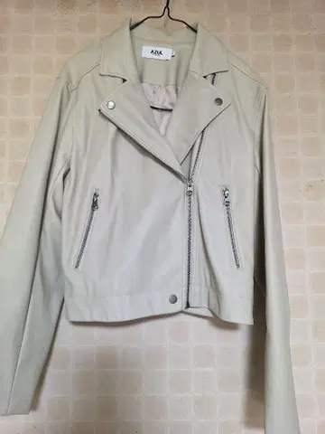 AZUL by moussy