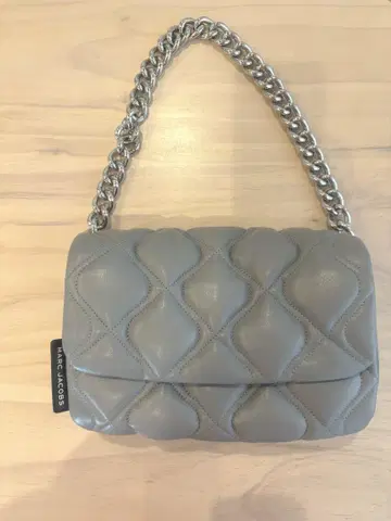 Marc Jacobs 퀼팅 필로우 백 그레이