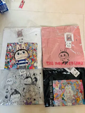 UNIQLO 러브라이브 새상품 미개봉 M POP 완판