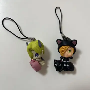 Acid Black Cherry 키링 인큐버스 군 검은 고양이