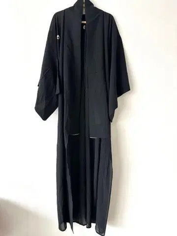 블랙 전통 예복 기모노 엘레강트한 디자인 일본 의류 초특가