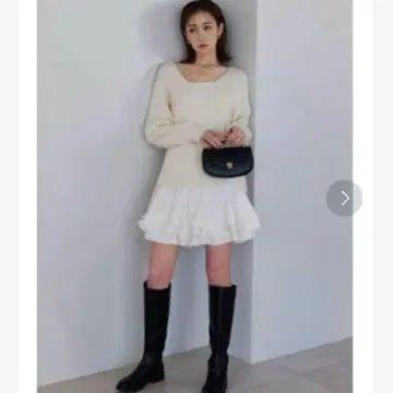 snidel 디자인 프릴 레이어드 미니 니트 원피스