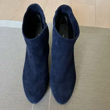 스웨이드 부츠