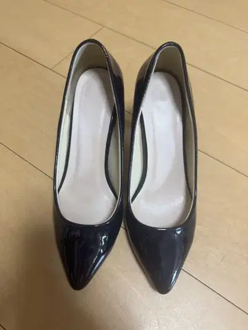 MAMIAN 네이비 스틸레토 하이힐