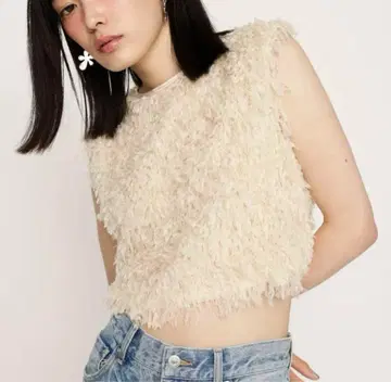 SLY 스라이 SHEER FEATHER 상의