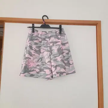 이타리야 카모 패턴 하트 비즈 숏팬츠 size 7 west 70