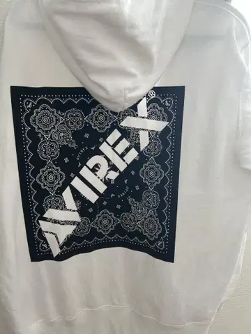 AVIREX 반다나 화이트 후드티