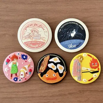 하울의 움직이는 성 캔뱃지 자수 브로치