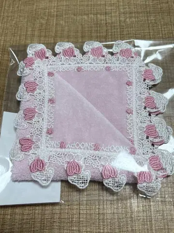 치카자와 레이스 스누피 하트 손수건 핑크