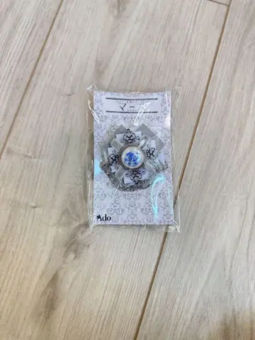 Ado 전국 투어 2023 마즈 VIP 혜택 브로치